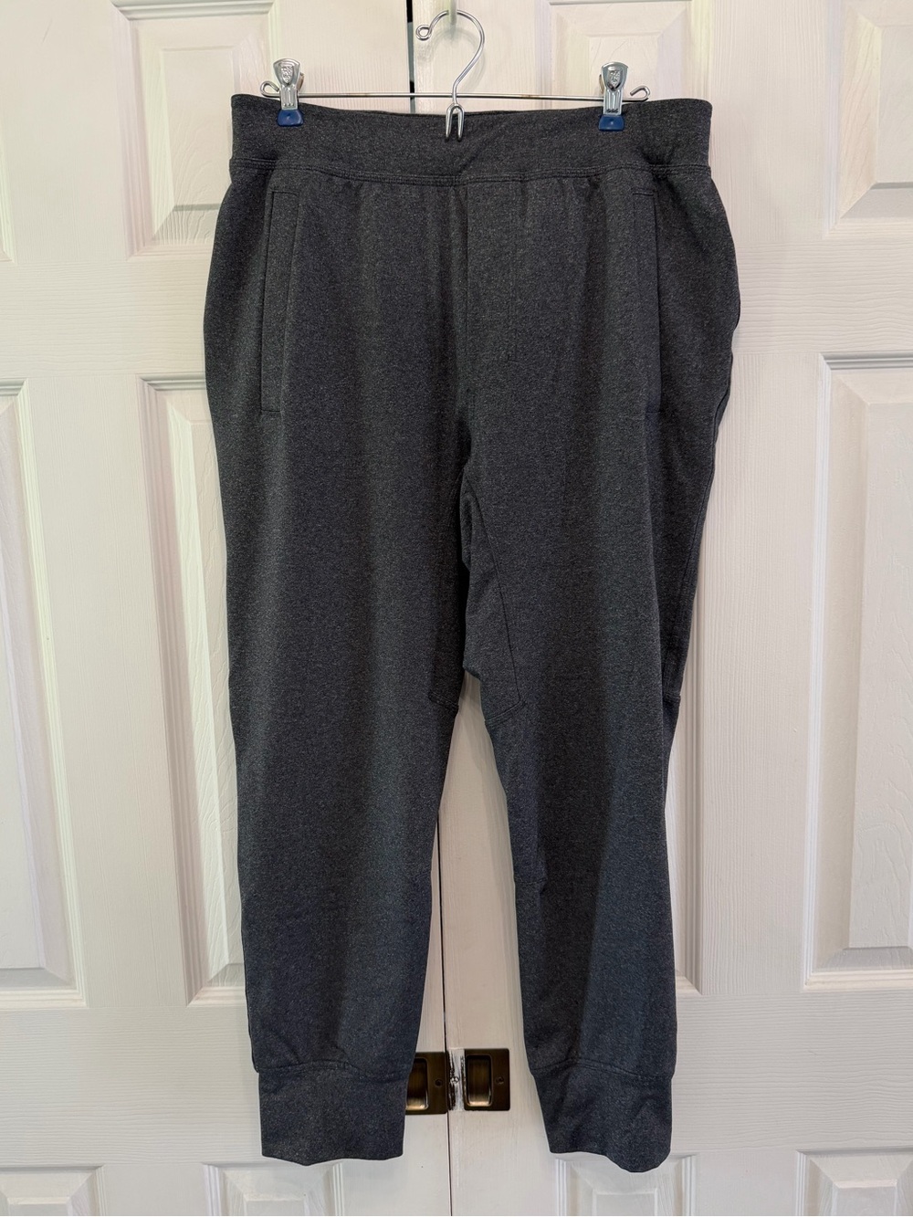 Lululemon Men’s Heathered Black Intent Jogger Pants Size Large